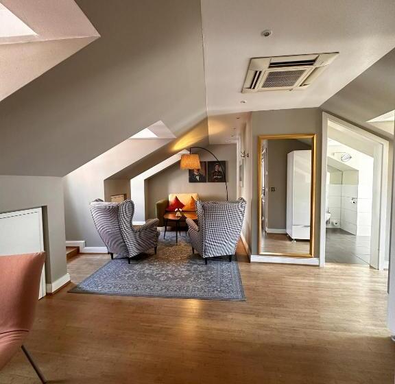 豪华房间, Zur Alten Brucke