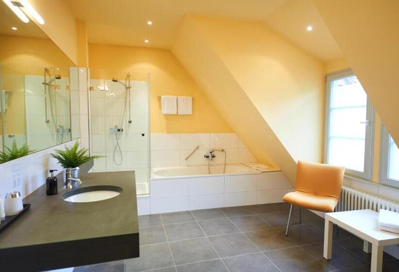 豪华房间, Zur Alten Brucke