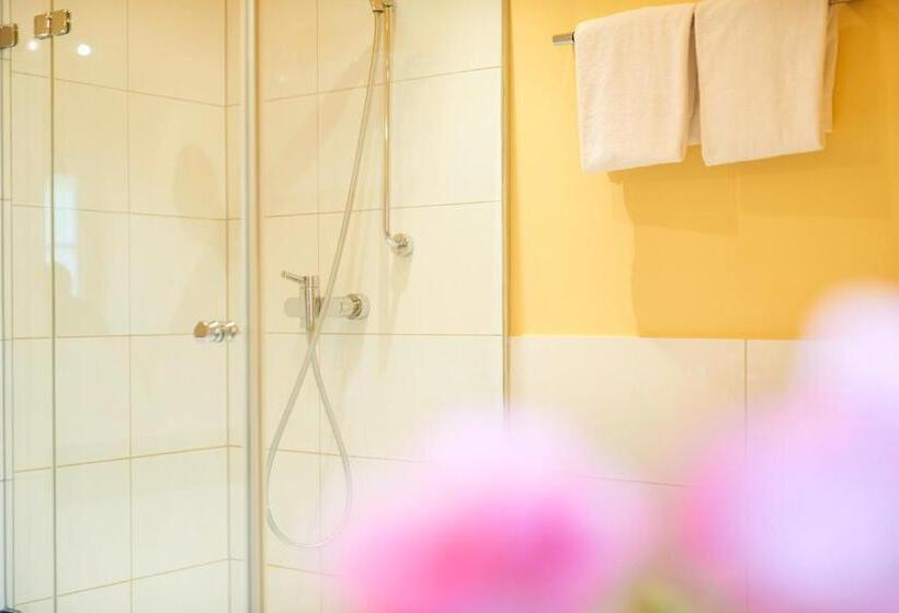 豪华房间, Zur Alten Brucke