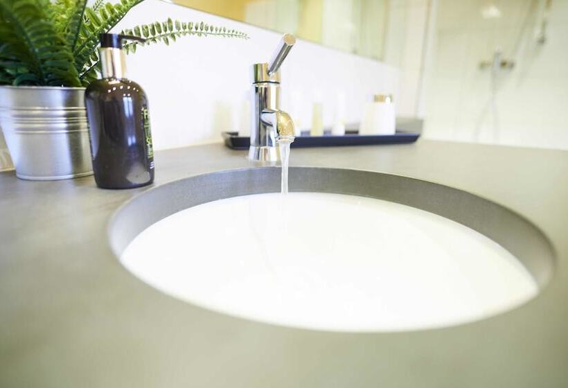 豪华房间, Zur Alten Brucke