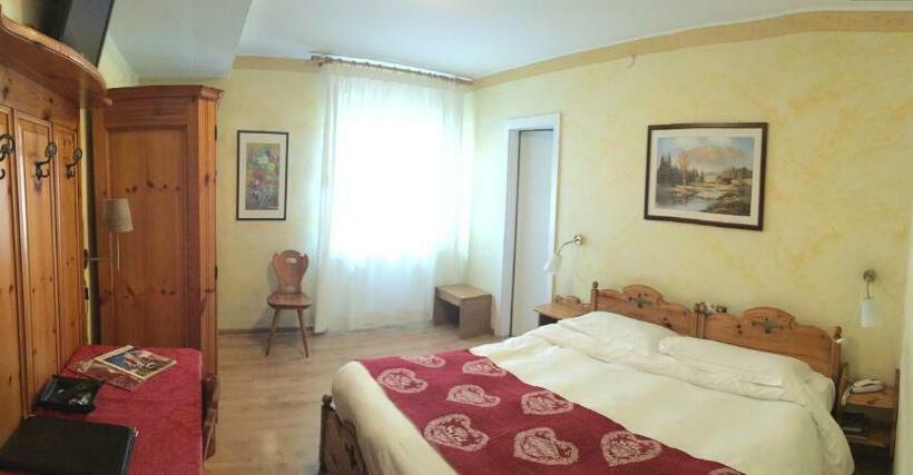 غرفة قياسية, Meuble Villa Neve