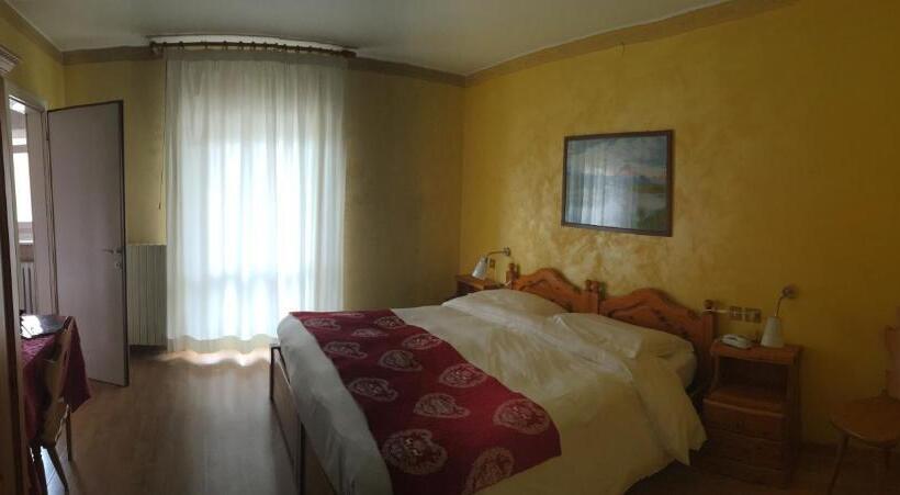 Номер Стандарт, Meuble Villa Neve