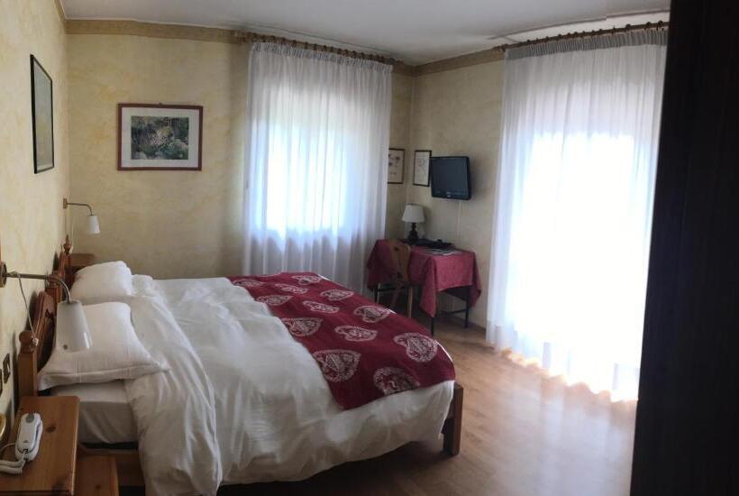 Семейный Номер, Meuble Villa Neve
