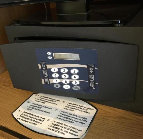 غرفة قياسية, Meuble Villa Neve