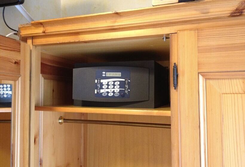 Номер Стандарт, Meuble Villa Neve