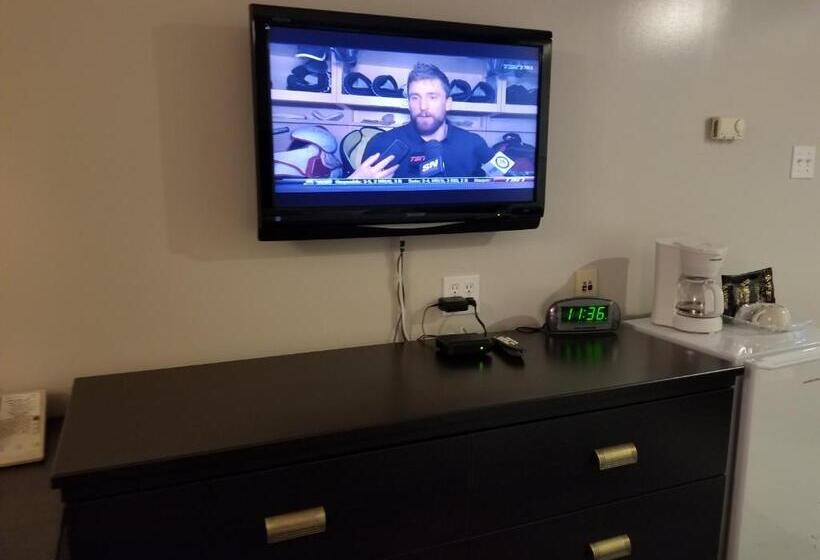 غرفة ديلوكس سرير كينج, Knights Inn Woodstock