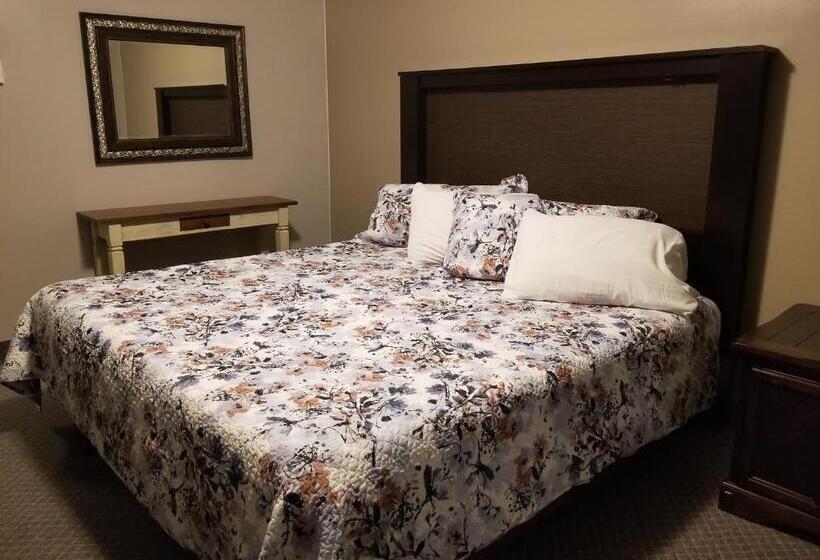 غرفة ديلوكس سرير كينج, Knights Inn Woodstock