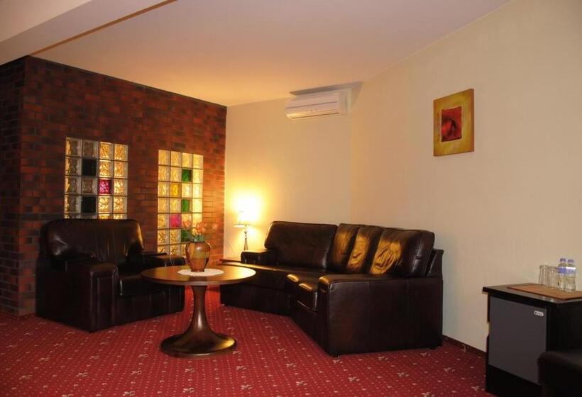 Апартаменты 1 Спальня, Amadeus Hotel Zielona Góra
