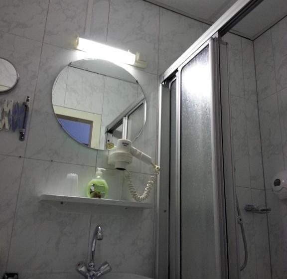 Трехместный Номер Комфорт, Coronazeistutrecht Nl