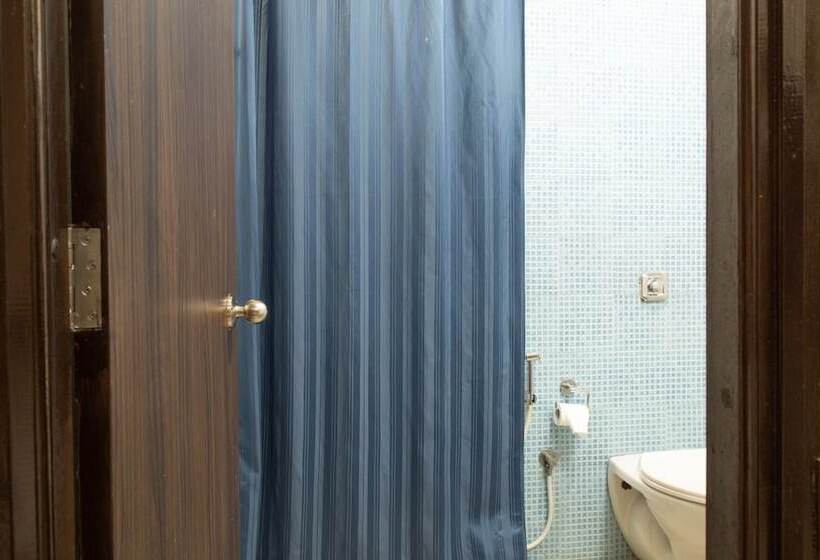 חדר סטנדרט, Ginger  Tirupur