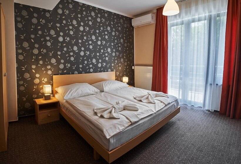 デラックスルーム, Korona