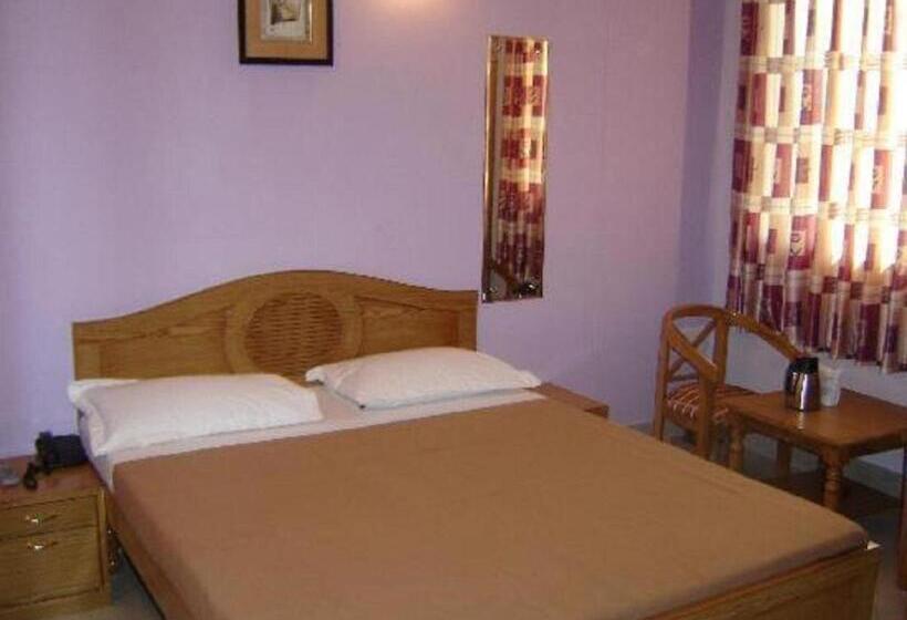 Pokój Deluxe, Landmark