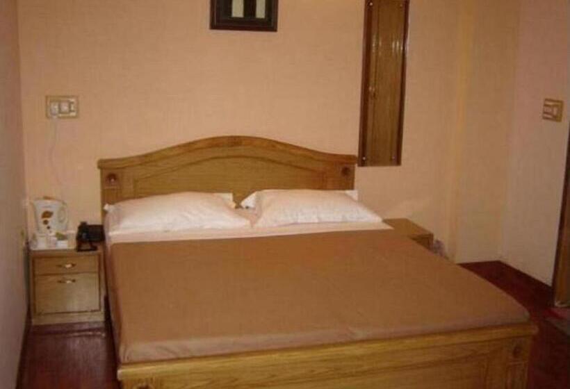 Pokój Superior, Landmark