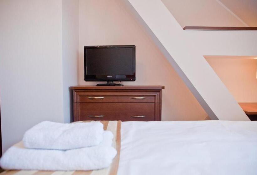 اتاق استاندارد یک نفره, Masovia