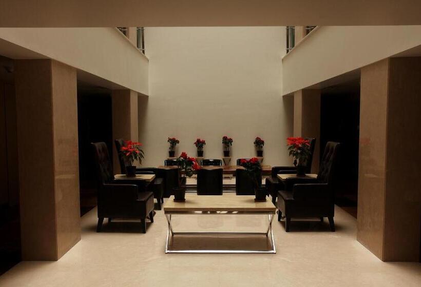 Suíte Júnior, Paradigm Sarovar Portico Kakinada