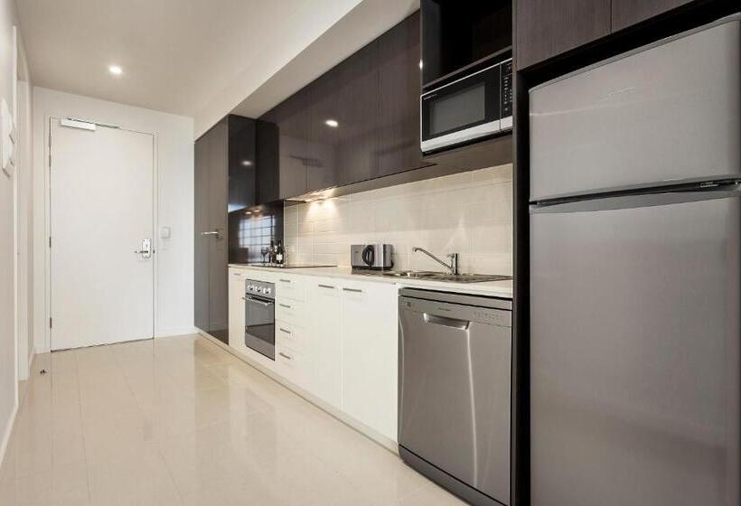 شقة إدارية غرفة واحدة, Quest On Franklin