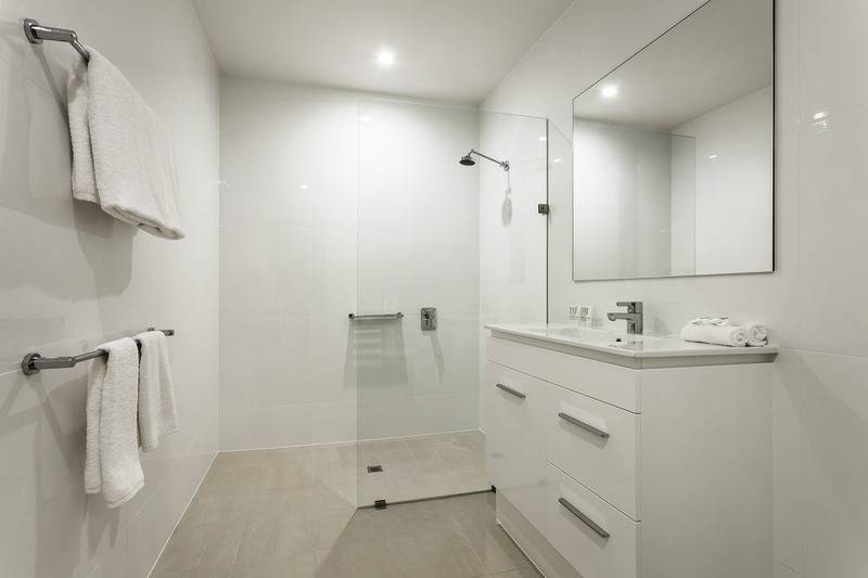 شقة غرفة واحدة, Quest On Franklin