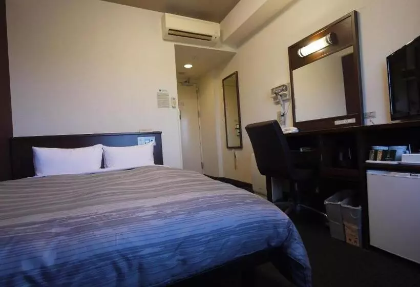 ダブルベッドのベーシックルーム, Route Inn Nagahama Inter