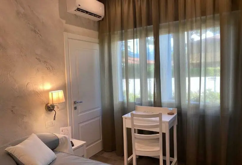 スタンダードシングルルーム, Villa Derna Marina Di Pietrasanta