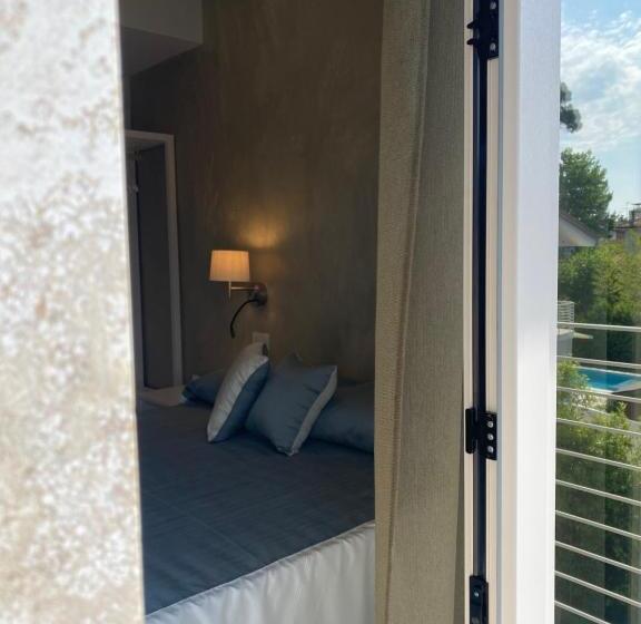 اتاق استاندارد با بالکن, Villa Derna Marina Di Pietrasanta