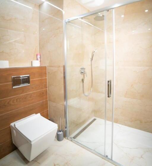 标准工作室带泳池景, Lux Apartmán V Hoteli Akvamarín Bešenová