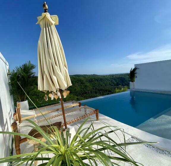 套房配有游泳池, Atalaya Villas Nusa Penida   Adults Only