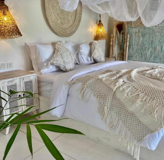 套房配有游泳池, Atalaya Villas Nusa Penida   Adults Only