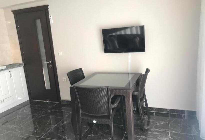Апартаменты 1 Спальня, Golden Lake Aparts