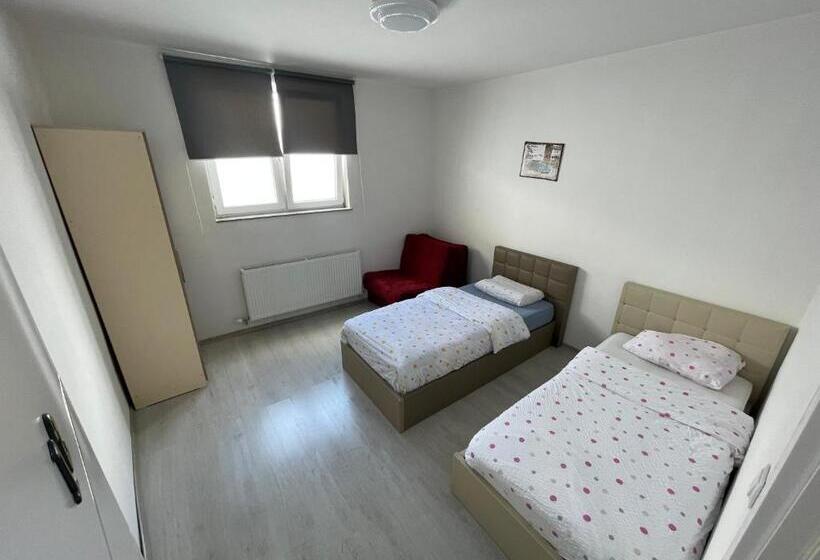 اتاق استاندارد, Got Prishtina Hostel