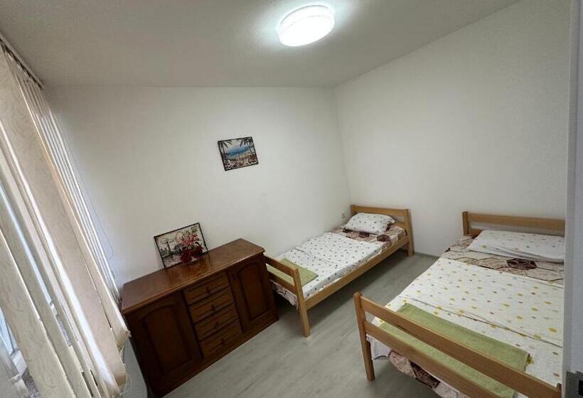اتاق استاندارد, Got Prishtina Hostel
