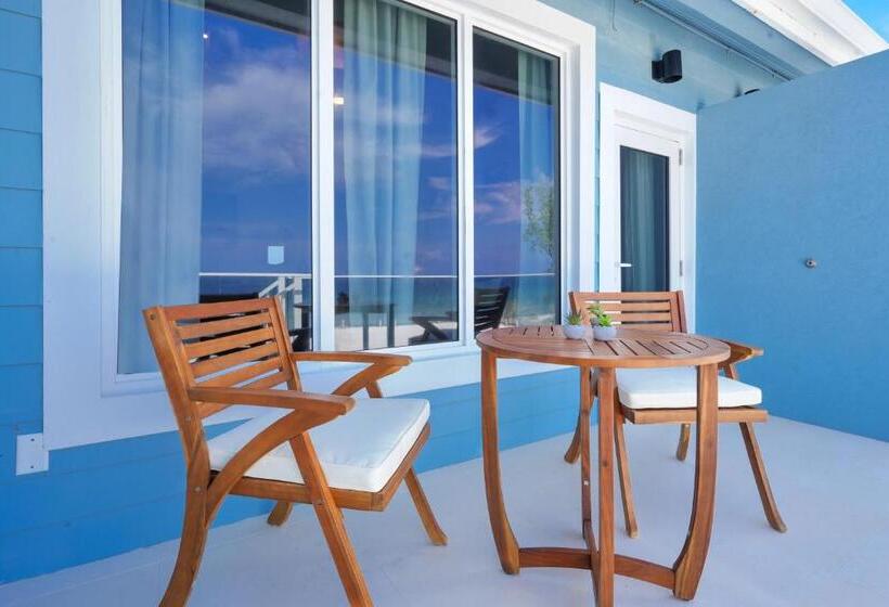 استودیو استاندارد با تخت کینگ, Cobalt Coast Resort