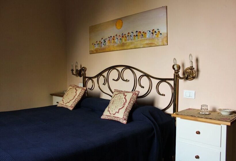 غرفة كلاسيكية سرير مزدوج, Alberghetto La Marianna