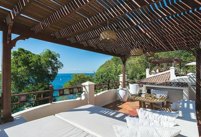 سوییت با چشم‌انداز دریا, Cap Maison Resort & Spa