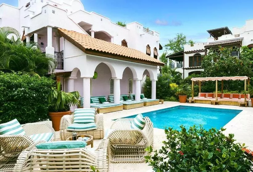 سوییت, Cap Maison Resort & Spa