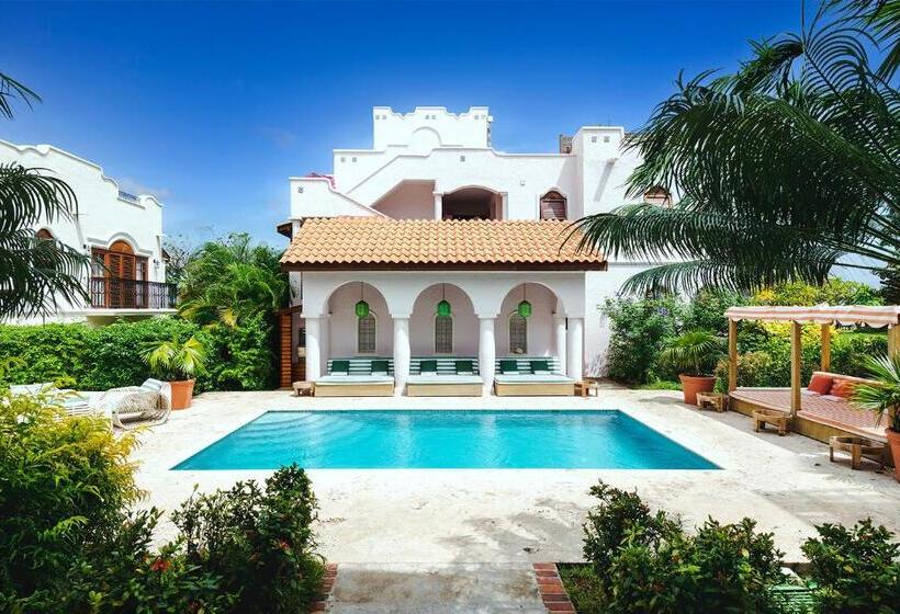 سوییت, Cap Maison Resort & Spa