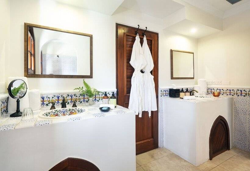 سوییت جونیور, Cap Maison Resort & Spa