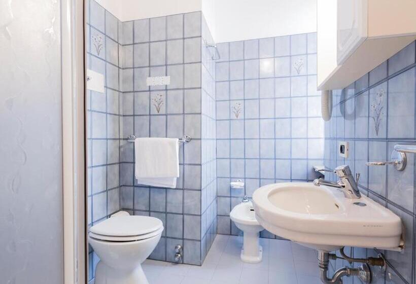 标准单人间, Du Parc