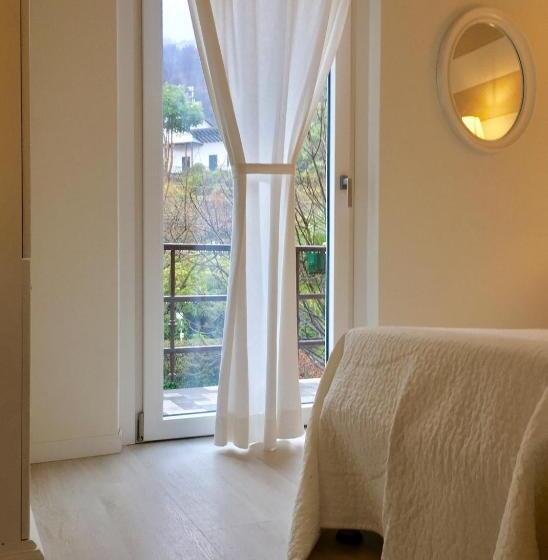 标准单人间, Du Parc