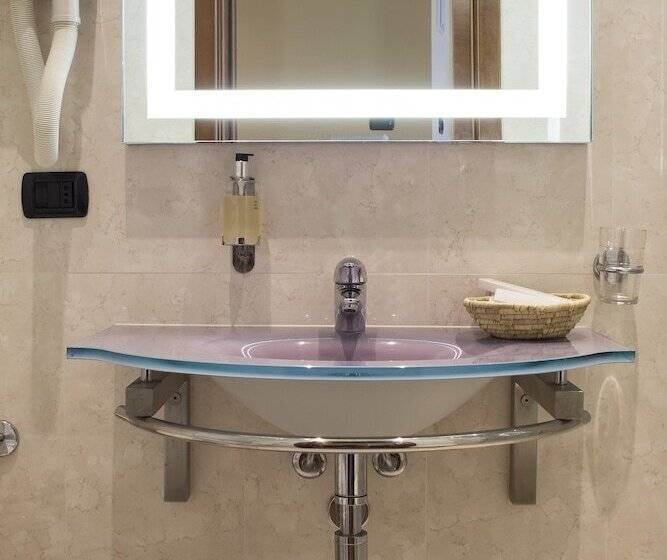 수피리어 룸, Green Park