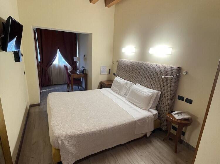 수피리어 룸, Green Park