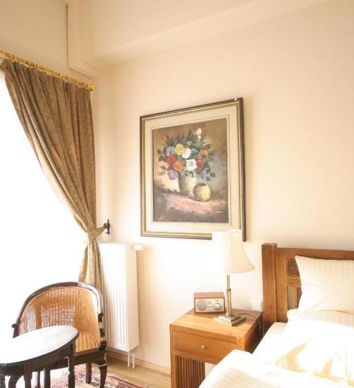 חדר סטנדרט יחיד, Gutenberger