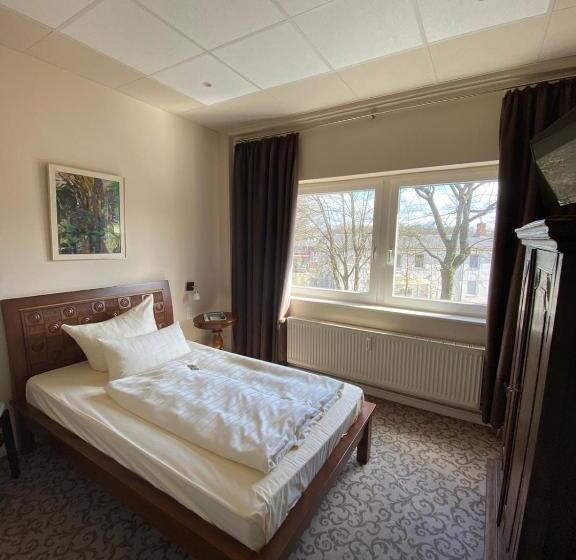 חדר סטנדרט יחיד, Gutenberger