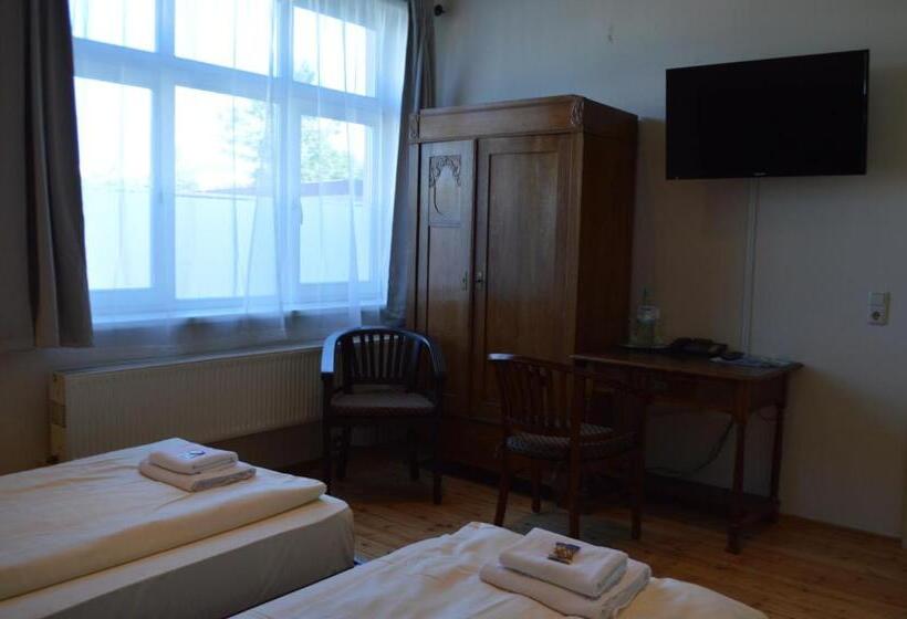 חדר סטנדרט, Gutenberger