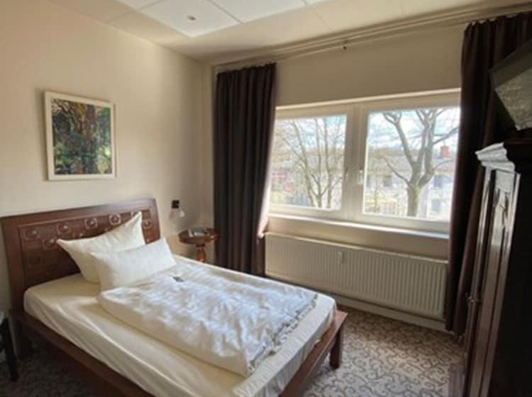 חדר סטנדרט יחיד, Gutenberger