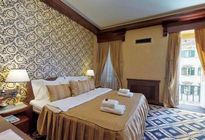 اتاق لوکس, Historic Boutique Hotel Cattaro