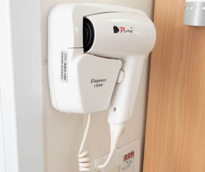 غرفة قياسية, Ibis Contagem Ceasa