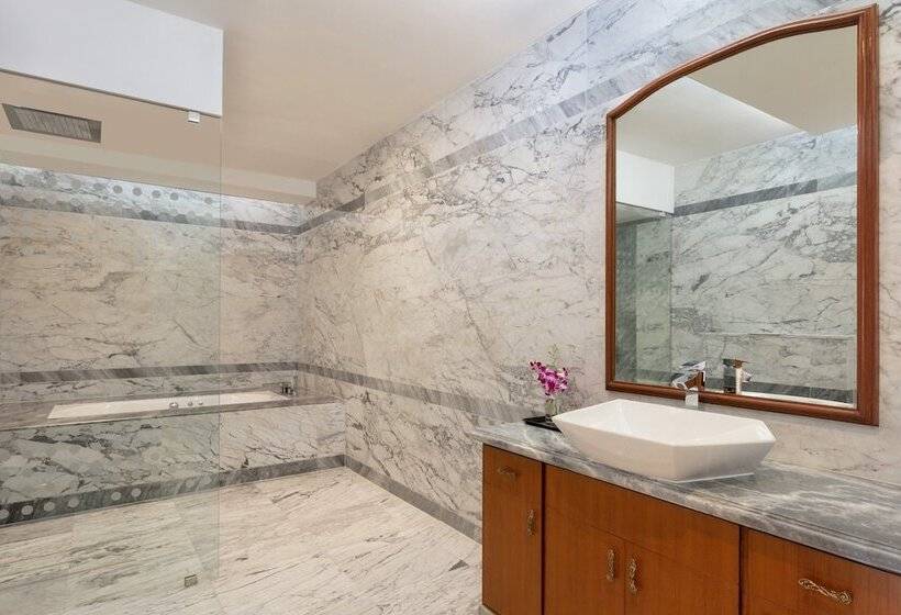 جناح كلوب, Le Méridien Coimbatore