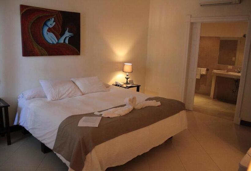 חדר סטנדרט, מיטת קינג, מותאם לאדם עם מוגבלויות, Luisiana