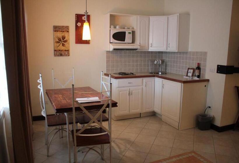 סוויטה משפחתית, Luisiana