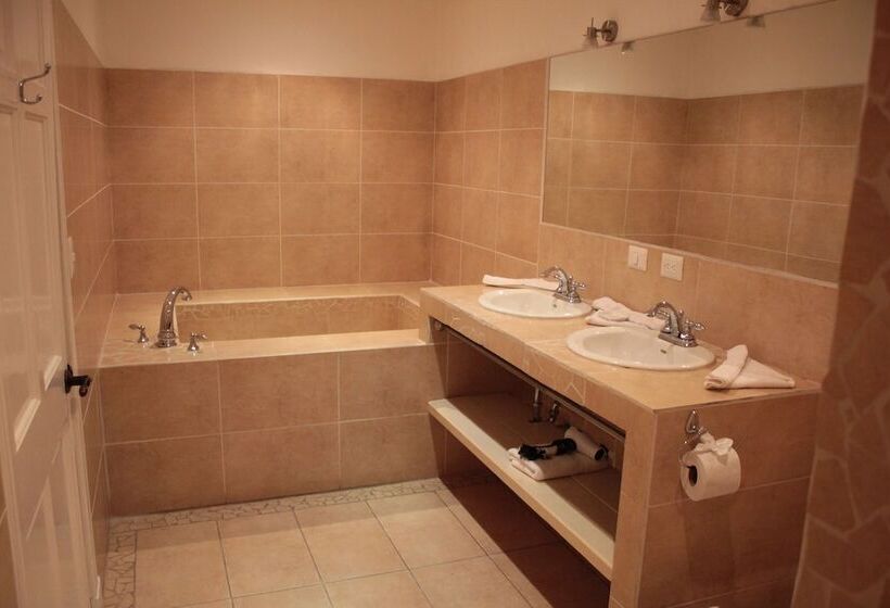 סוויטה, Luisiana